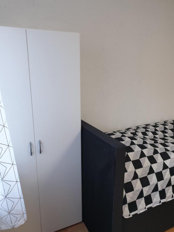 Km Apartment تيبرغ المظهر الخارجي الصورة
